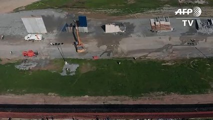 EEUU destruye prototipos de muro en frontera con México