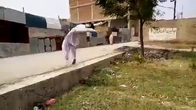 Amazing talent of Pakistani local guys. very awesome,,,