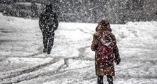 Ağrı ve Elazığ'da Eğitime Kar Engeli! Okullar 1 Gün Tatil Edildi