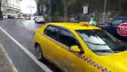 Beykoz'da bir istinat duvarı çöktü - İSTANBUL