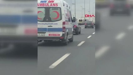 Magandanın Ambulansa "Yol Vermeme" Çabası Kamerada