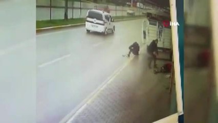 Kaldırımdaki Yayaları Böyle Ezdi: 1 Ölü, 1 Yaralı