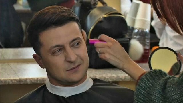Ucraina, presidenziali: attore comico spopola nei sondaggi