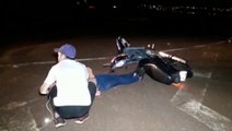Jovem fica ferida ao sofrer queda de moto na rodovia