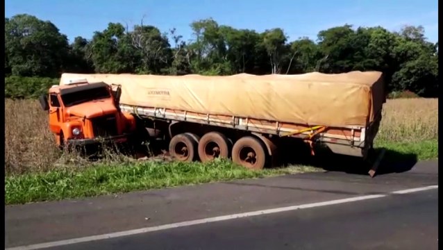 Grave colisão de trânsito é registrada na BR-277