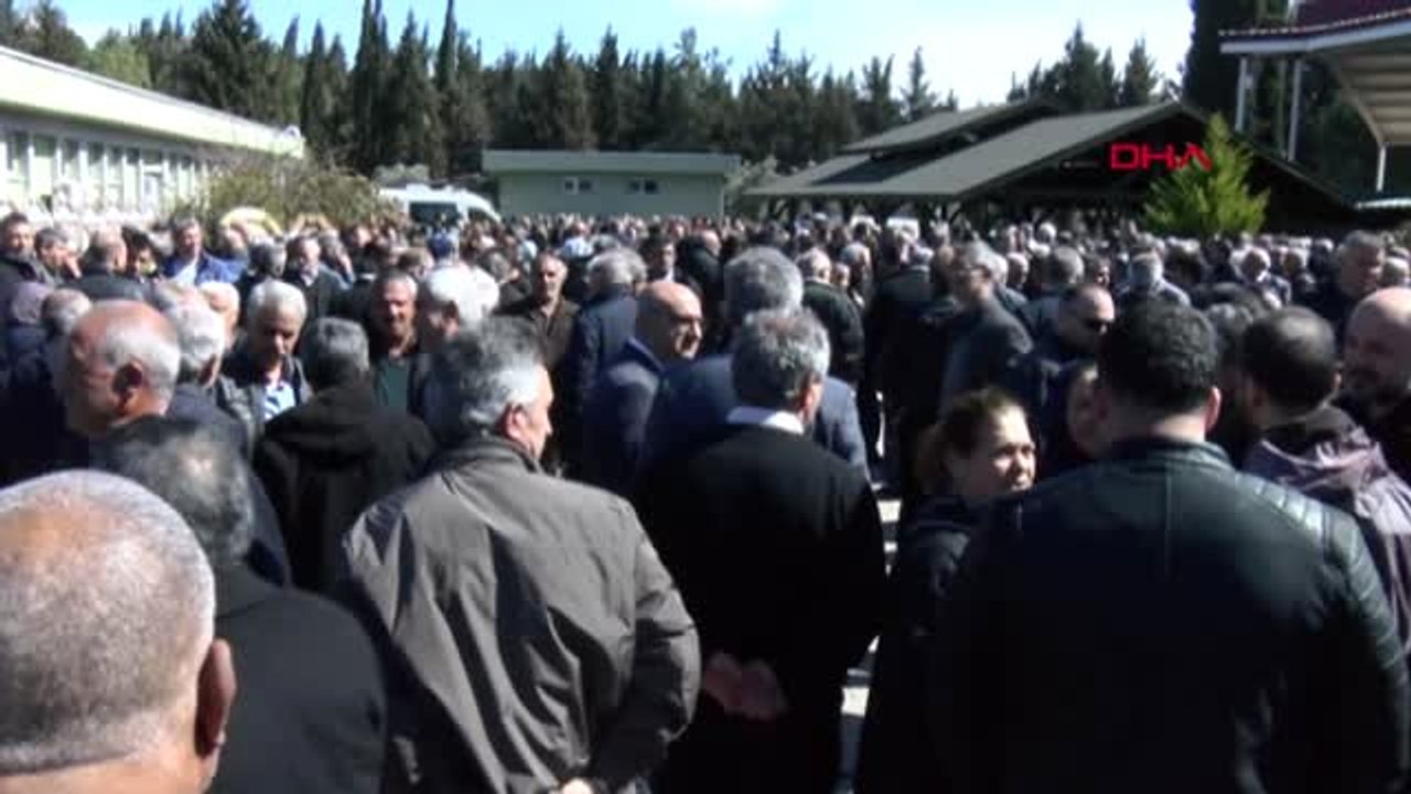 Adana Usta Oyuncu Aytaç Arman İçin Adana da Tören Düzenlendi