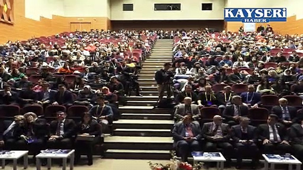 (28 Şubat 2019) KAYSERİ BÜYÜKŞEHİR BELEDİYE BAŞKANI MUSTAFA ÇELİK,  “DEĞERLERİNİZİ İHMAL ETMEDEN ÇALIŞIN”