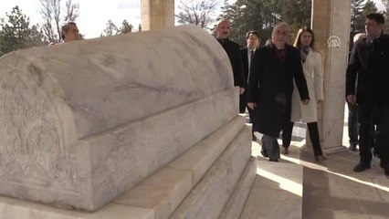 Aksakal: "31 Mart'a Giderken Hiç Kimse Kavga Etmesin, Sevelim Sevilelim, Dünya Kimseye Kalmaz"