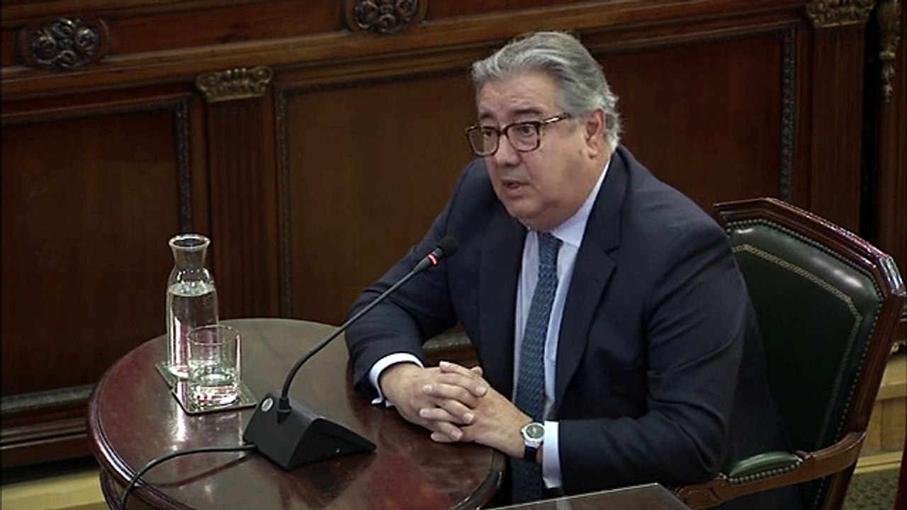 Zoido diu que el dispositiu dels Mossos l'1-O era 'totalment insuficient'