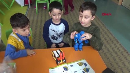 Ağrı Okuma-yazmadan Önce Kodlama Öğrenmeye Başladılar