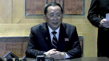 [현장영상] "제재 해제하면 핵물질 영구적 폐기할 것"...北 리용호 외무상 긴급 기자회견 / YTN