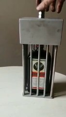 Une Cage à Jägermeister : Une Idée Originale et Surprenante 🍺