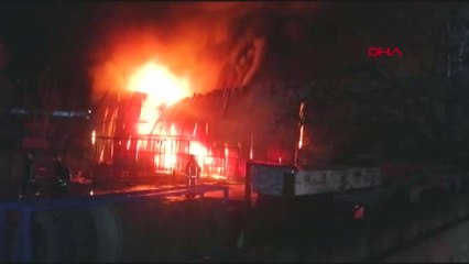 Bursa Yatak Deposunda Yangın