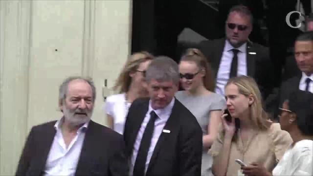 INFO CLOSER. Johnny Depp : son voyage express à Paris pour soutenir sa fille Lily-Rose aux César