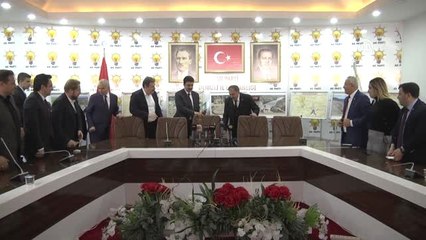 Zeybekci İzmir İçin Bir Şanstır"