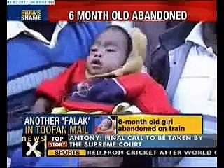 Abandoned baby girl found on train in West Bengal-NewsX