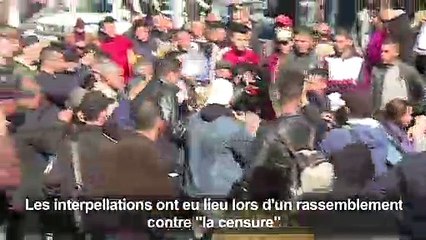 Algérie: des journalistes détenus plusieurs heures