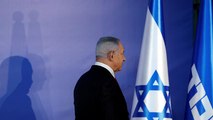 Israele: il premier denuncia la caccia alle streghe. Rischio pena, 10 anni