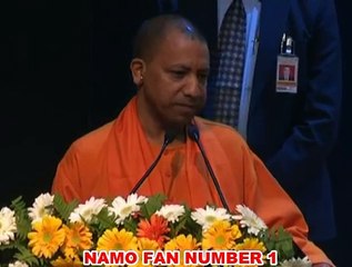 CM Yogi Adityanath सामयिक संग्रह अमीनों व सामयिक संग्रह अनुसेवकों को नियुक्ति पत्र देते हुये