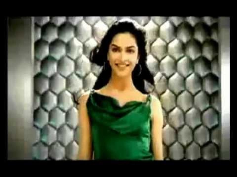 Narcissism Compels a Women to Believe Only Her Mirror
