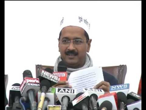 Kejriwal Targets Sheila for hike in Power