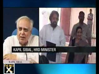 BJP, Congress face-off over Lokpal Bill