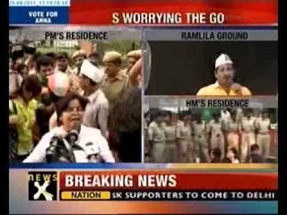 Anna's activists protest outside PM's residence