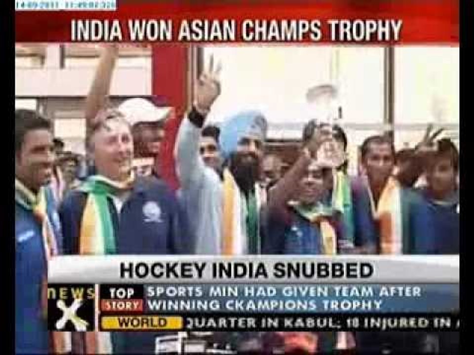 Hockey players refuse to take Champions Trophy cheques