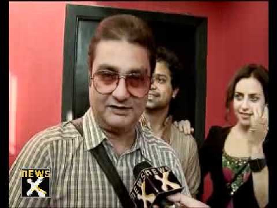 I have a clean image: Vinay Pathak