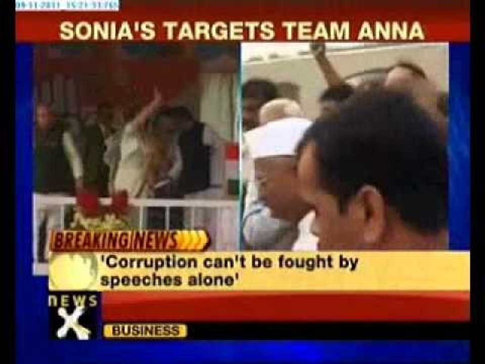 Sonia targets Team Anna over corruption