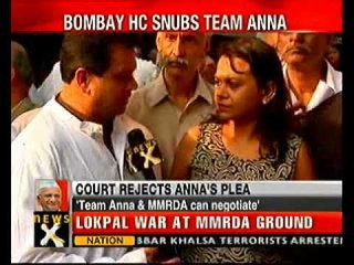Anna to agitate in Mumbai despite HC snub