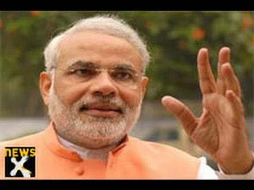 Gadkari bats for Modi