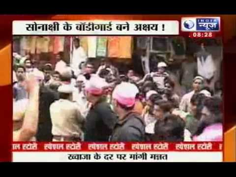 India News : Akshay and Sonakshi seek blessings Ajmer dargah