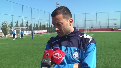 Ora News - Renato Arapi flet si një "ish": Kam respekt për Korçën, mposhtim Skënderbeun