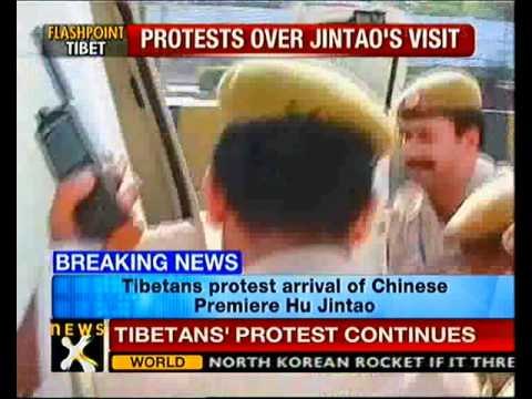 Tibetans protest over Chinese premiere's visit to Delhi-NewsX