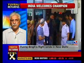 Yuvraj Singh returns to India after cancer treatment - NewsX