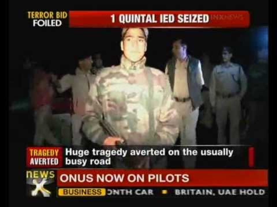 Srinagar: IED found in abandoned car, tragedy averted - NewsX