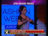 Hema Malini performs Kathak at Lakme Fashion Week - NewsX