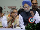 Manmohan Singh, Pranab meet to discuss political situation - NewsX