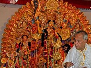 President Pranab set to offer prayers to Durga at family home - NewsX