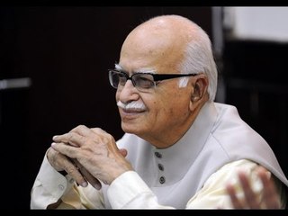 Advani backs IAC activist over Karthi tweet - NewsX