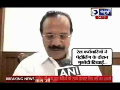 Maoists explode rail track,Rajdhani express saved from a naxalite attack