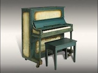 'Casablanca' piano sold for over $6lakh at auction - NewsX