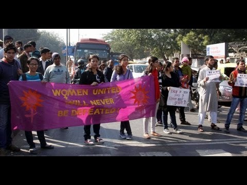 Delhi gang rape: Protesters gather outside Saket court - NewsX