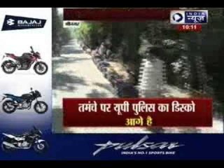 Water recedes, but 4 lakh still stuck in Kashmir