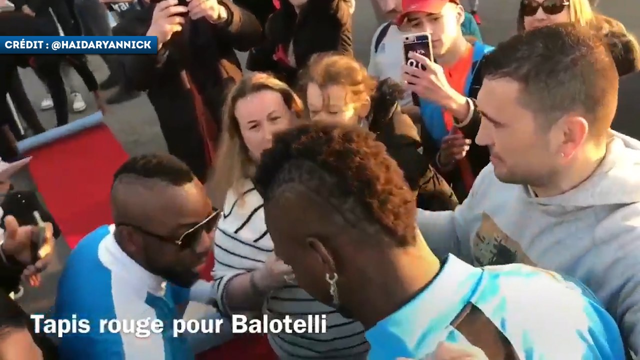 Les supporters marseillais sortent le tapis rouge pour Balotelli et Garcia