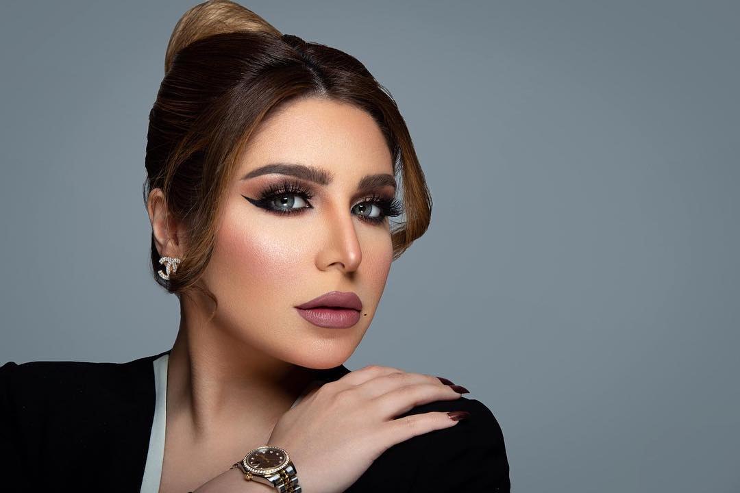 حلا نورة توثق لحظة التحرش بها في وضح النهار بالصوت والصورة