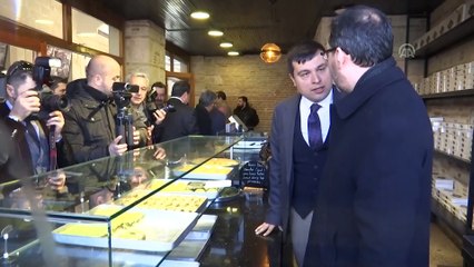 Gençlik ve Spor Bakanı Kasapoğlu esnafları ziyaret etti - UŞAK