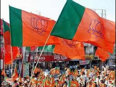 BJP-RSS divide deepens; MM Joshi slams MG Vaidya