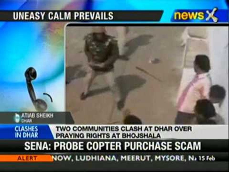 Stone-pelting, police lathi-charge at Bhojshala
